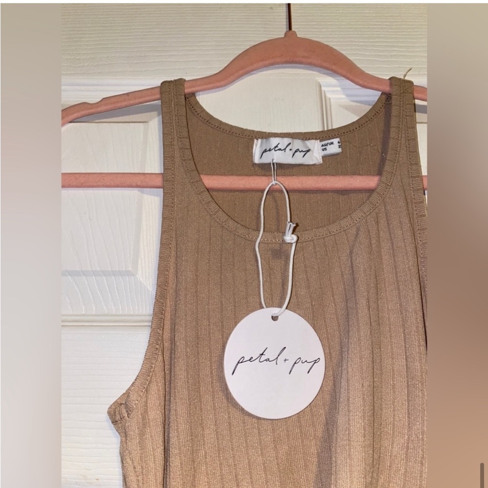 🆕(NWT) PETAL & PUP 🌸High Neck Maxi Bodycon Sundress with Cutouts. Size 2. - Picture 9 of 12